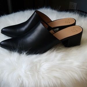 NWOT Target black mules